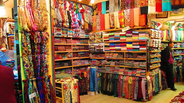 Best Deals on Ethnic Dresses From Myntra