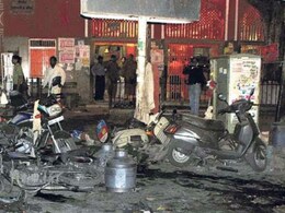 जयपुर सीरियल बम ब्लास्ट के जिंदा बम मामले में कोर्ट का बड़ा फैसला, चारों दोषियों को सुनाई कठोर सजा जयपुर सीरियल बम ब्लास्ट के जिंदा बम मामले में कोर्ट का बड़ा फैसला, चारों दोषियों को सुनाई कठोर सजा