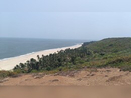 नको गोवा..आता कोकणची हवा ! पर्यटकांची पसंती 'या' समुद्रकिनाऱ्यांना नको गोवा..आता कोकणची हवा ! पर्यटकांची पसंती 'या' समुद्रकिनाऱ्यांना