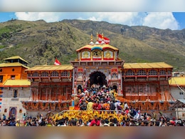 चारधाम जाने की कर रहे हैं प्लानिंग, तो पढ़ लें यात्रा से जुड़ा ये नया अपडेट चारधाम जाने की कर रहे हैं प्लानिंग, तो पढ़ लें यात्रा से जुड़ा ये नया अपडेट