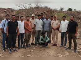 55000 का इनामी बदमाश गिरफ्तार, राजस्थान और MP में कई वारदात को दे चुका अंजाम, 2 साल से पुलिस को दे रहा था चकमा 55000 का इनामी बदमाश गिरफ्तार, राजस्थान और MP में कई वारदात को दे चुका अंजाम, 2 साल से पुलिस को दे रहा था चकमा