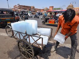 क्यों पड़ रही है झुलसा देने वाली गर्मी? क्या होगा अगर बढ़ता रहा तापमान? कुछ ऐसी ही कहानियां दिखाती हैं ये फिल्में क्यों पड़ रही है झुलसा देने वाली गर्मी? क्या होगा अगर बढ़ता रहा तापमान? कुछ ऐसी ही कहानियां दिखाती हैं ये फिल्में