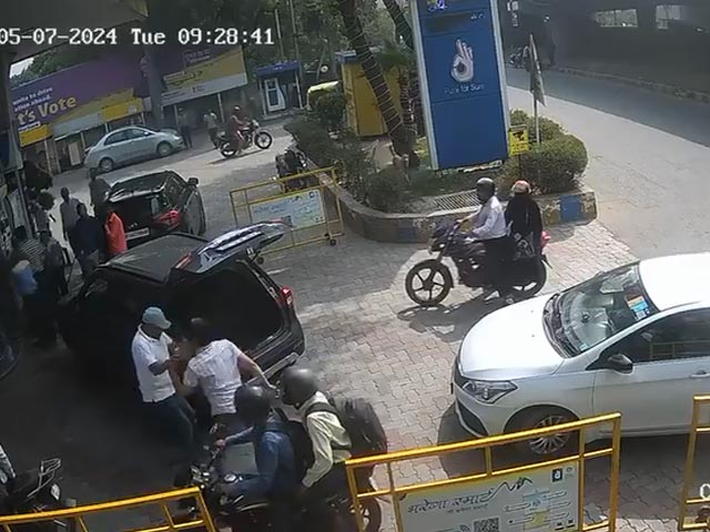 AAP MLA Amanatullah Khan's Son, Aides Attack Fuel Station Staff