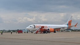 Air India Express Delhi-Indore Flight Makes PAN-PAN Call After Engine Fault