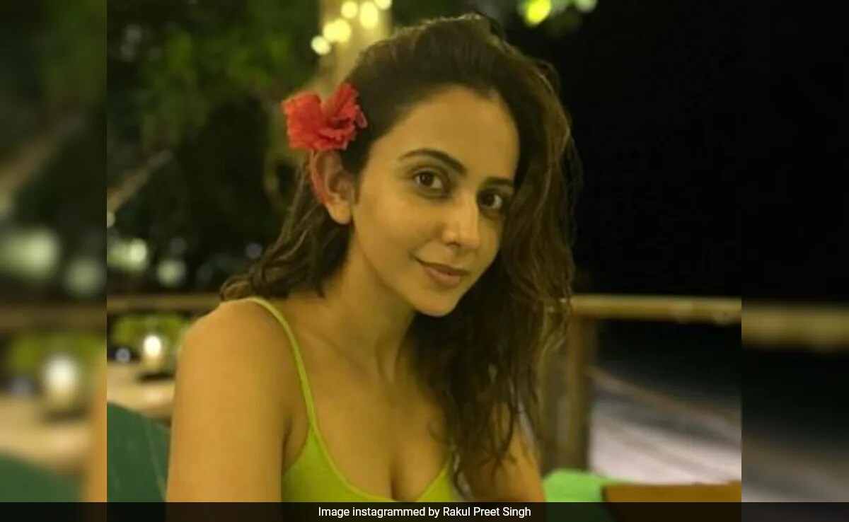 Inside Rakul Preet Singh's Fiji Diaries: Food, Flowers And More