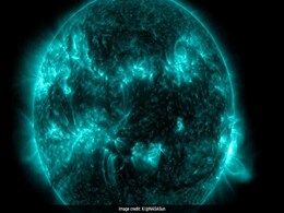 Sun Unleashes Monster Solar Flare, Radio Blackouts Expected On Earth Sun Unleashes Monster Solar Flare, Radio Blackouts Expected On Earth