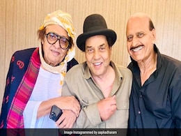 80s के विलेन और हीरो का हुआ मिलेन, धर्मेंद्र ने पुराने यार रंजीत और अवतार गिल साथ शेयर की फोटो, फैंस बोले- पुराना जमाना... 80s के विलेन और हीरो का हुआ मिलेन, धर्मेंद्र ने पुराने यार रंजीत और अवतार गिल साथ शेयर की फोटो, फैंस बोले- पुराना जमाना...