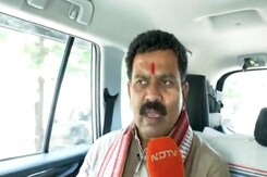 Chhattisgarh New Naxal Policy: नक्सलियों के लिए सरकार क्यों लेकर आई ये ऑफर? Chhattisgarh New Naxal Policy: नक्सलियों के लिए सरकार क्यों लेकर आई ये ऑफर?