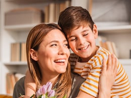 Mother’s Day 2025: मदर्स डे पर यह खूबसूरत तोहफा पाकर गले लगा लेगी मां, कुछ इस अंदाज में दीजिए गिफ्ट Mother’s Day 2025: मदर्स डे पर यह खूबसूरत तोहफा पाकर गले लगा लेगी मां, कुछ इस अंदाज में दीजिए गिफ्ट