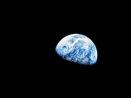 US Firm Targets Moon Landing With Drill, Rovers, Hopping Drone