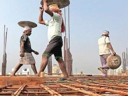 आजादी के 76 साल बाद भी नहीं पहुंचा विकास का प्रकाश, आज भी सुविधाओं से महरूम है मजदूरों की यह बस्ती… आजादी के 76 साल बाद भी नहीं पहुंचा विकास का प्रकाश, आज भी सुविधाओं से महरूम है मजदूरों की यह बस्ती…