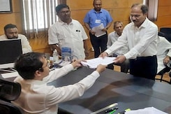 Adhir Ranjan Chowdhury Files Nomination From West Bengal’s Berhampore Adhir Ranjan Chowdhury Files Nomination From West Bengal’s Berhampore
