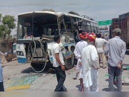 डीडवाना से जयपुर जा रही बस का हादसा, 33 यात्री हुए घायल, ग्रामीणों ने किया हंगामा