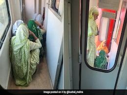 यात्री ने बताया ट्रेन के फर्स्ट AC में बैठने का अपना डरावना अनुभव, सोशल मीडिया पर पोस्ट शेयर कर बताई पूरी घटना यात्री ने बताया ट्रेन के फर्स्ट AC में बैठने का अपना डरावना अनुभव, सोशल मीडिया पर पोस्ट शेयर कर बताई पूरी घटना