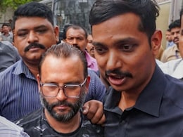 पुणे पोर्शे कांडः छिपा क्यों था? कार रजिस्टर्ड क्यों नहीं? दलीलें जिससे पुलिस के शिकंजे में आ गया बिल्डर बाप पुणे पोर्शे कांडः छिपा क्यों था? कार रजिस्टर्ड क्यों नहीं? दलीलें जिससे पुलिस के शिकंजे में आ गया बिल्डर बाप