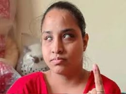 Lok Sabha Election Phase 4: बोल, सुन और देख नहीं पाने वाली 32 साल की महिला ने इंदौर में डाला वोट