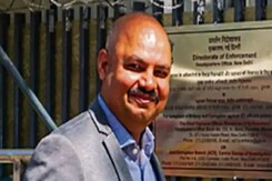 सवाति मालीवाल केस: विभव कुमार को हिरासत में लिया गया सवाति मालीवाल केस: विभव कुमार को हिरासत में लिया गया