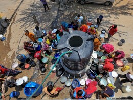 Water Crises : राज्यातील टँकरचा आकडा 200 पार; राज्यातील 784 गावं-वाड्यांना टँकरने पाणीपुरवठा