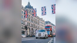 10,000 Black Cab Drivers Sue Uber For $313 Million Over Booking Rules In London