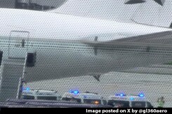 Horror On Singapore Airlines Flight, Turbulence Kills British Passenger Horror On Singapore Airlines Flight, Turbulence Kills British Passenger