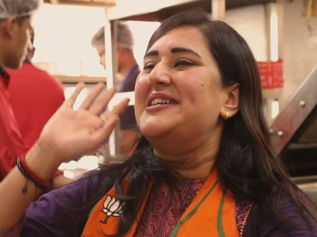 "Modak Reminds Me Of Mom" | Bansuri Swaraj Plays A Fun Food Association Game