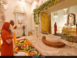 "Heart Is Overwhelmed": Vice President Visits Ayodhya, Offers Prayers At Ram Temple "Heart Is Overwhelmed": Vice President Visits Ayodhya, Offers Prayers At Ram Temple
