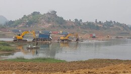 माजी क्रिकेटपटूवर अवैध वाळू उत्खननाचा आरोप, रत्नागिरी तहसीलदारांनी बजावली नोटीस