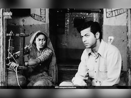 2-2 रुपये देऊन 5 लाख शेतकऱ्यांनी बनवला हा चित्रपट, 48 वर्षांनी होणार विशेष गौरव 2-2 रुपये देऊन 5 लाख शेतकऱ्यांनी बनवला हा चित्रपट, 48 वर्षांनी होणार विशेष गौरव