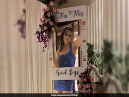 Newlywed Arti Singh Shares Pics From Bridal Shower Hosted By Sister-In-Law Kashmera Shah Newlywed Arti Singh Shares Pics From Bridal Shower Hosted By Sister-In-Law Kashmera Shah
