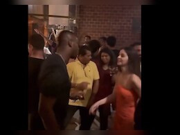 'लुट पुट गया' गाने पर रसेल ने अनन्या पांडे संग डांस कर बांधा समां, सोशल मीडया पर Video ने मचाई धूम 'लुट पुट गया' गाने पर रसेल ने अनन्या पांडे संग डांस कर बांधा समां, सोशल मीडया पर Video ने मचाई धूम