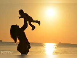 Mother's Day 2024: मदर डे पर अपनी मां को भेजें ये खास संदेश, आपके तैयारियों में लगाएगा चार चांद