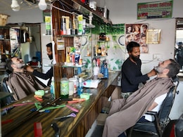 Rahul Gandhi Sends Gift to UP Barber Who Trimmed His Beard Months Ago Rahul Gandhi Sends Gift to UP Barber Who Trimmed His Beard Months Ago