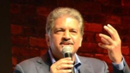 Anand Mahindra Initiative: परिवार पालने के लिए 10 साल का बच्चा बेच रहा था रोल! आनंद महिंद्रा ने ऐसे की मदद