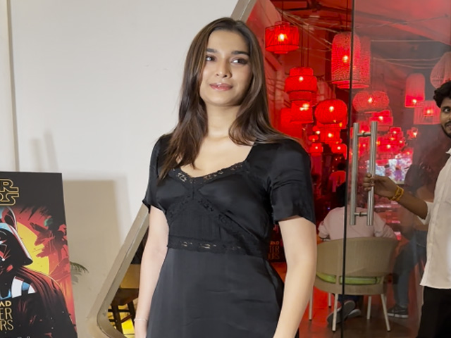 Saiee Manjrekar's Black Magic