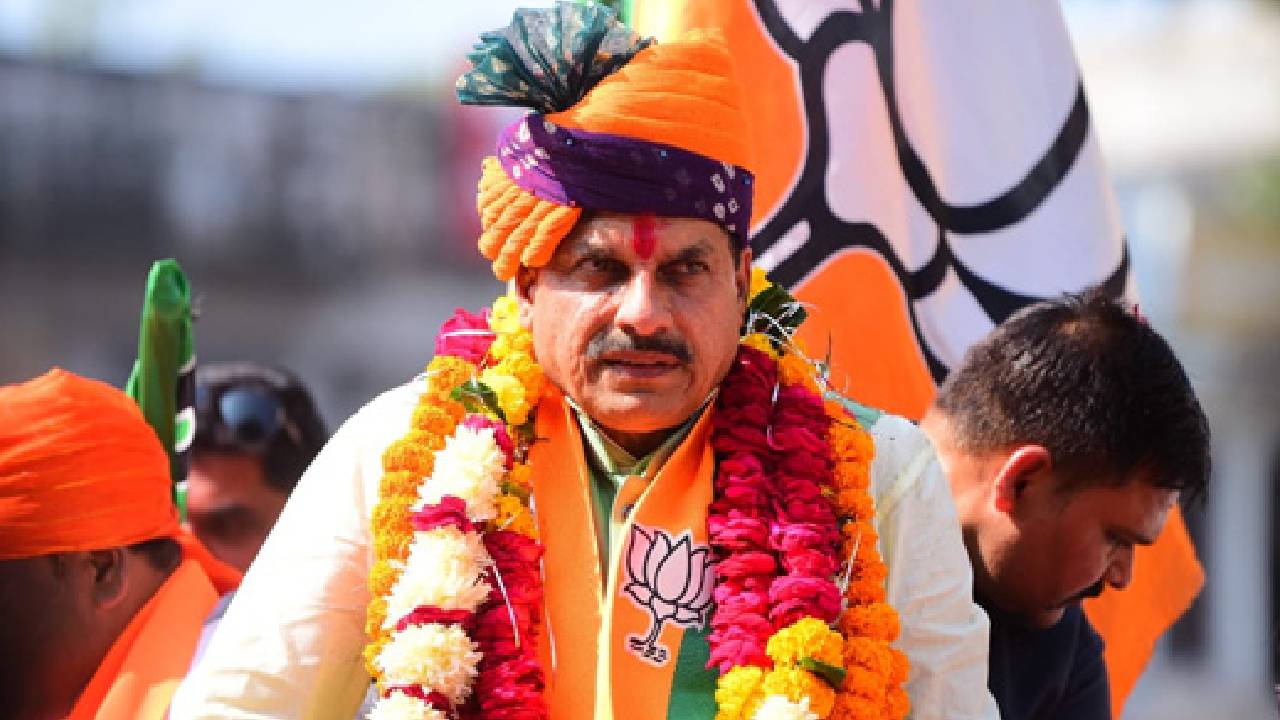 रतलाम में सीएम मोहन यादव का रोड शो, चुनाव प्रचार का आज अंतिम दिन