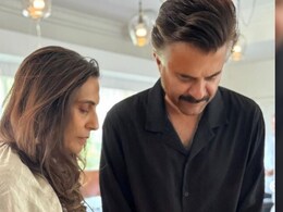 Sonam Kapoor's Aww-Dorable Wish For Parents Anil And Sunita Kapoor On Their 40th Wedding Anniversary Sonam Kapoor's Aww-Dorable Wish For Parents Anil And Sunita Kapoor On Their 40th Wedding Anniversary