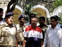 Indore: 125 करोड़ के फर्जी बिल घोटाले में फरार इंजीनियर UP से गिरफ्तार, रिश्तेदार के घर छिपा था 25 हजार का इनामी