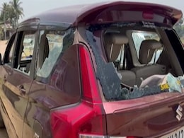 लोकसभा चुनाव प्रचार के दौरान तृणमूल नेता की कार पर हमला, पार्टी ने बीजेपी पर लगाया आरोप लोकसभा चुनाव प्रचार के दौरान तृणमूल नेता की कार पर हमला, पार्टी ने बीजेपी पर लगाया आरोप