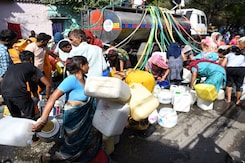 Water Shortage In Delhi: Rs. 2,000 Fine For Washing Car With Hose Water Shortage In Delhi: Rs. 2,000 Fine For Washing Car With Hose