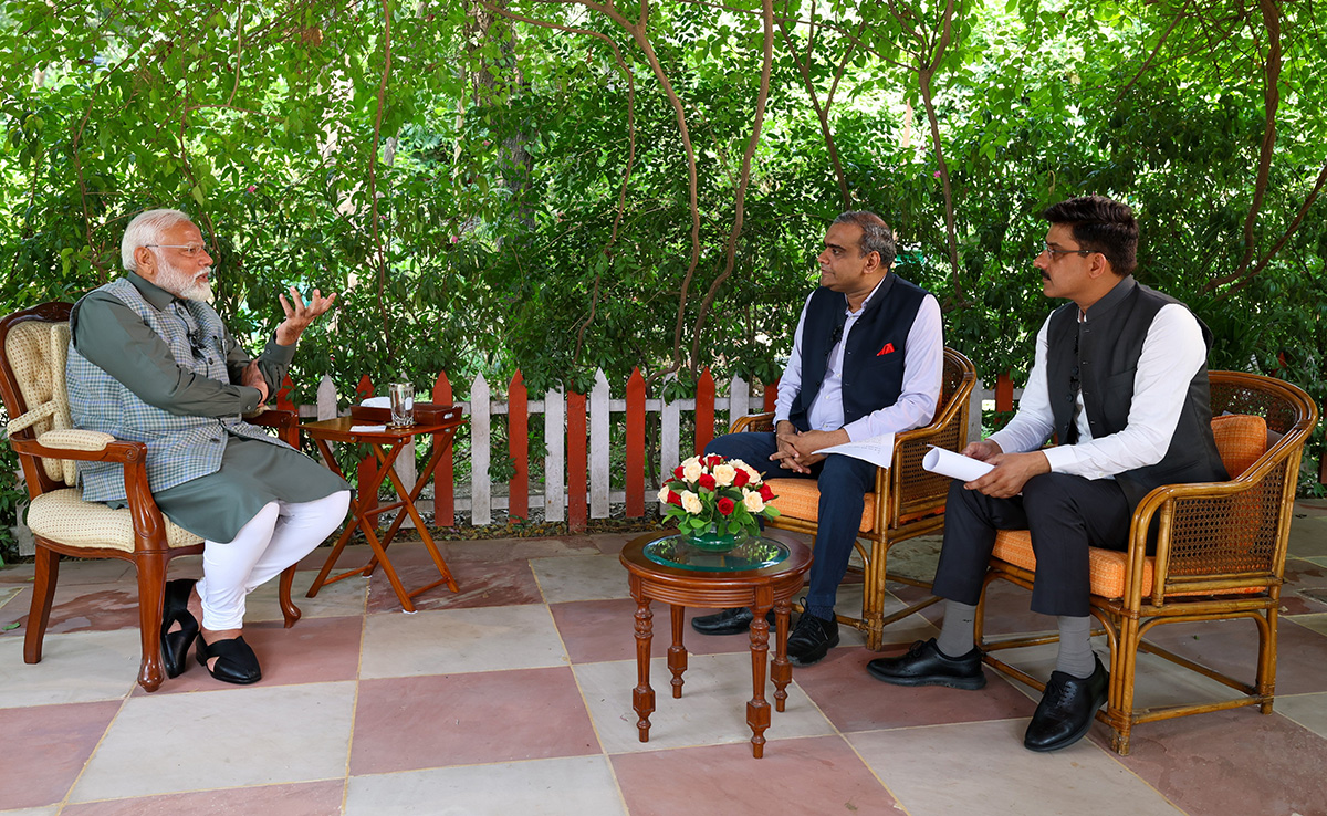 "It's All In The Mind": PM On Keeping Morale High In High-Pressure Work