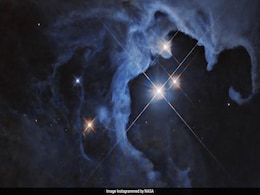 NASA's Hubble Captures Triple-Star System 550 Light-Years Away NASA's Hubble Captures Triple-Star System 550 Light-Years Away