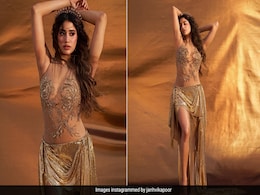 Jahnvi Kapoor Resides Stylishly In Her "Garden Of Eden" In A Sheer Bodysuit And Skirt Jahnvi Kapoor Resides Stylishly In Her "Garden Of Eden" In A Sheer Bodysuit And Skirt