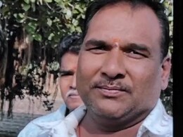 Madhya Pradesh: हनुमान मंदिर में भक्त को आया अटैक, जानिए कैसे हुई मौत? Madhya Pradesh: हनुमान मंदिर में भक्त को आया अटैक, जानिए कैसे हुई मौत?