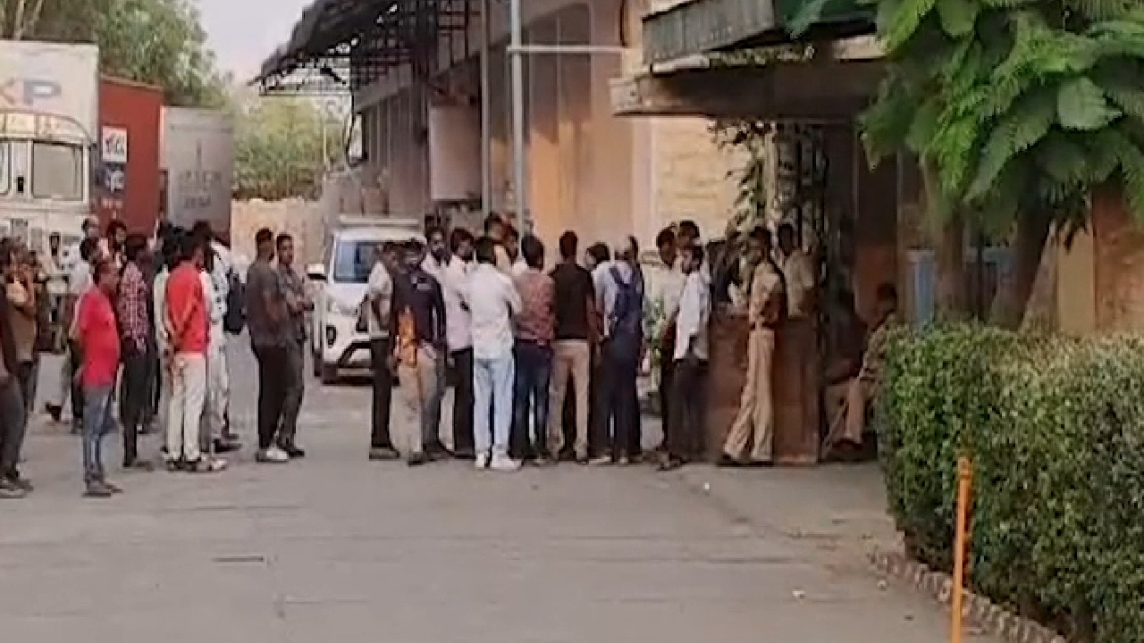 अलवर विंटेज डिस्टिलर लिमिटेड कंपनी पर आयकर का छापा