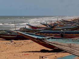 West Bengal Braces For Cyclone Remal: Dos And Don'ts To Stay Safe West Bengal Braces For Cyclone Remal: Dos And Don'ts To Stay Safe