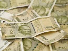Money Saving Tips : कम इनकम होने के बावजूद तेजी से पैसे कैसे बचाएं? जानिए आसान टिप्स Money Saving Tips : कम इनकम होने के बावजूद तेजी से पैसे कैसे बचाएं? जानिए आसान टिप्स