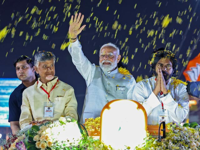 Battle In Andhra Pradesh, Telangana: Shifting Sands In Telugu Land?