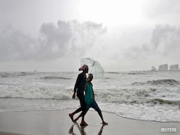 Monsoon Sets In Over Kerala, Likely To Reach Delhi In A Month Monsoon Sets In Over Kerala, Likely To Reach Delhi In A Month