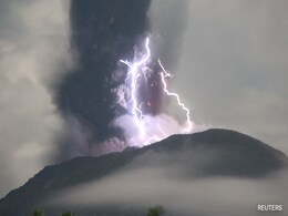 Indonesian Volcano Erupts, Forces 7 Villages To Evacuate Indonesian Volcano Erupts, Forces 7 Villages To Evacuate