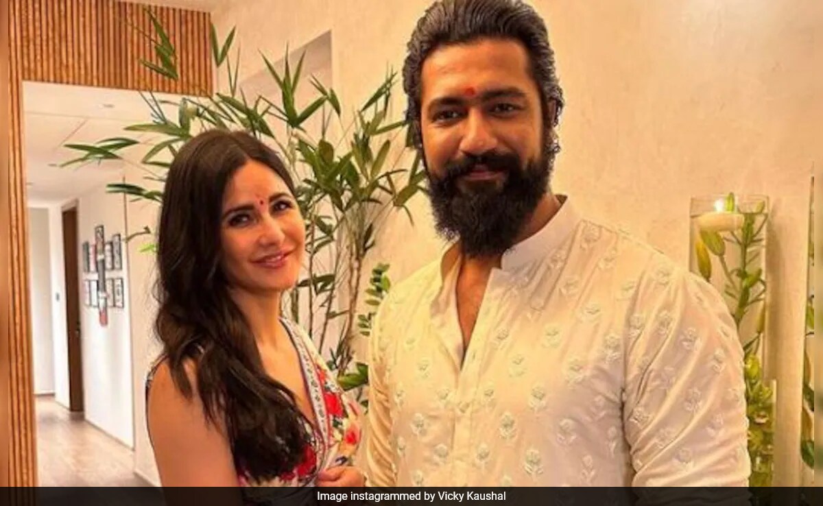Take A Close Look At This Video: You'll See Vicky Kaushal And Katrina Kaif Walking Together In London